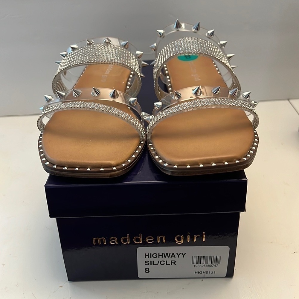 Madden Girl Highwayy Spike Studded Rhinestone Sandals size 8 NEW - Picture 10 of 10